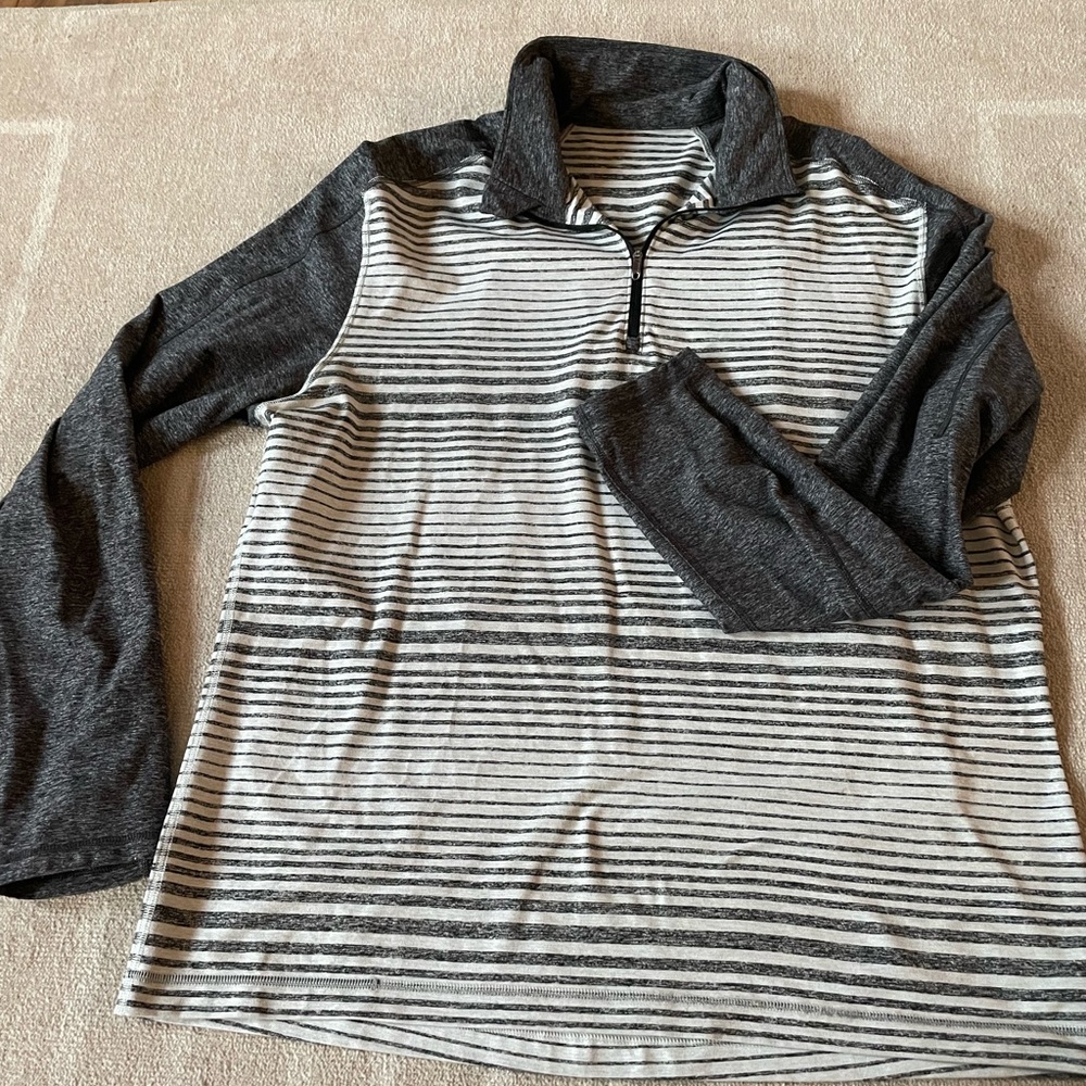 Men’s Lululemon Half zip pull over
